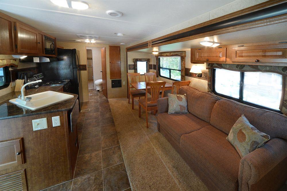 Lake George Escape - Campground Warrensburg المظهر الخارجي الصورة