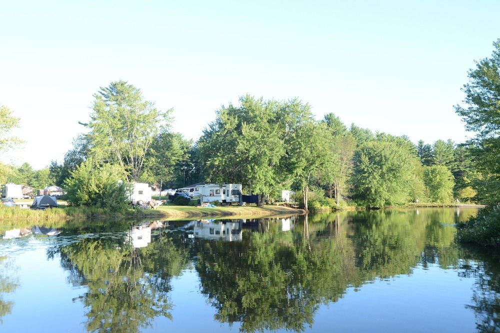 Lake George Escape - Campground Warrensburg المظهر الخارجي الصورة