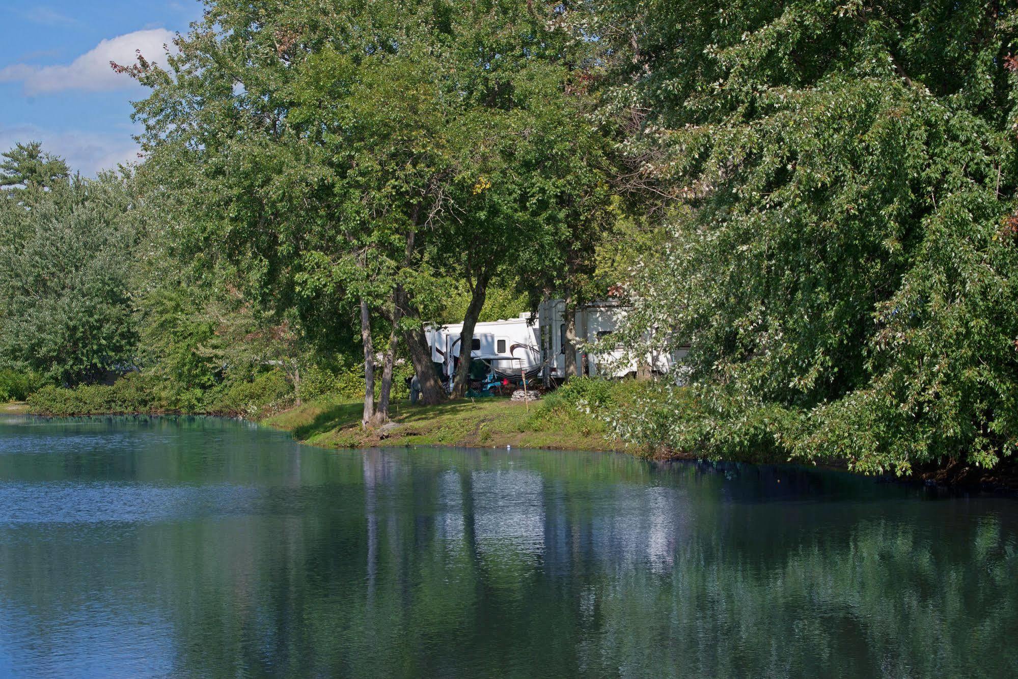 Lake George Escape - Campground Warrensburg المظهر الخارجي الصورة
